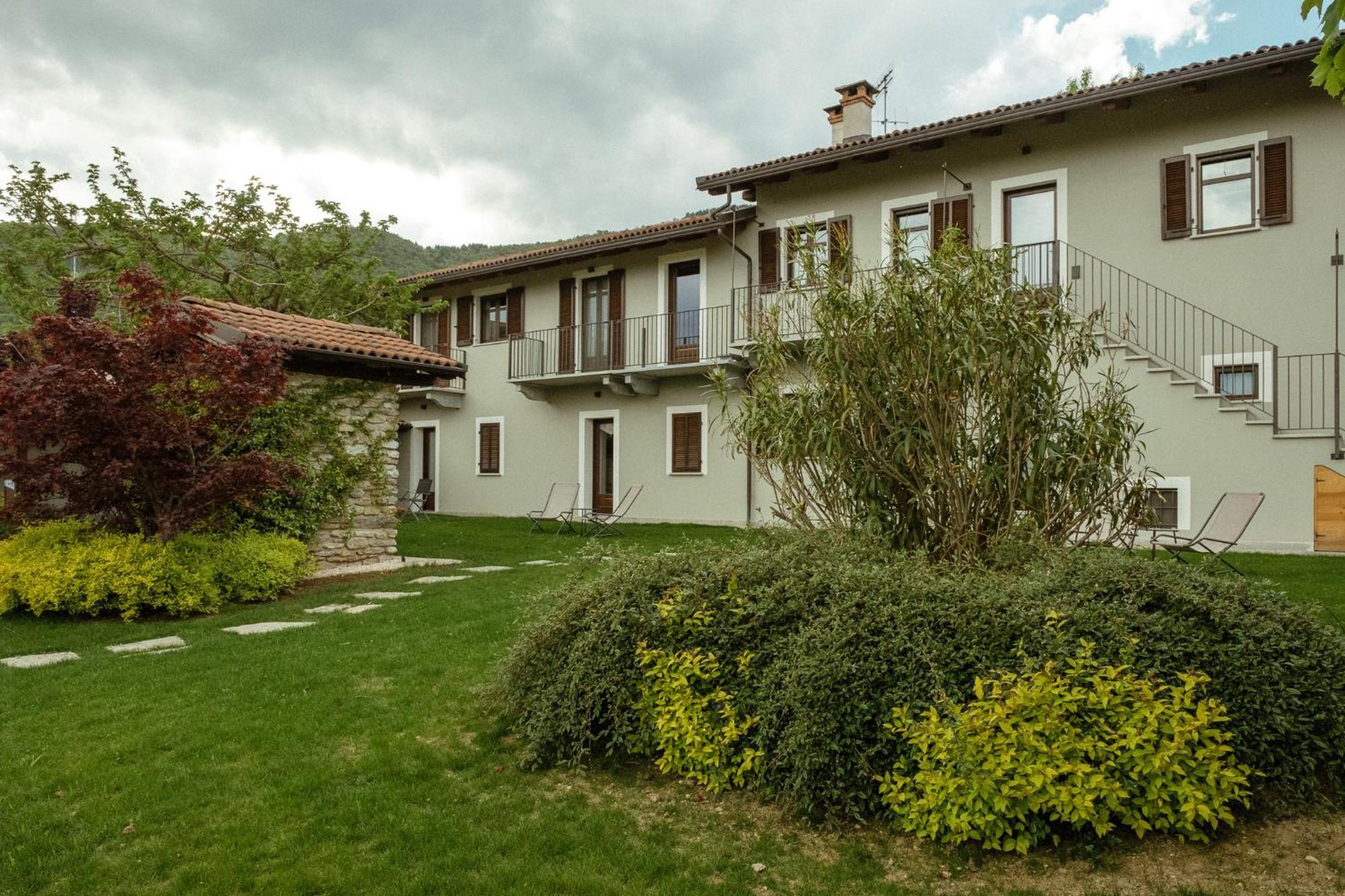 Casa Bart, Bike And Outdoor Hospitality Hotel Villar San Costanzo Exterior photo
